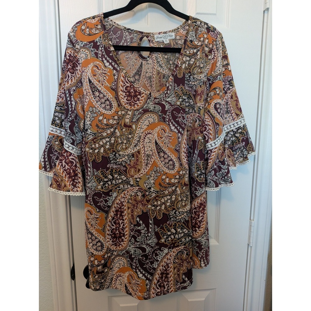 Plus Size Stem & Vine Women's Paisley Bell Sleeve Tunic Top 2X
